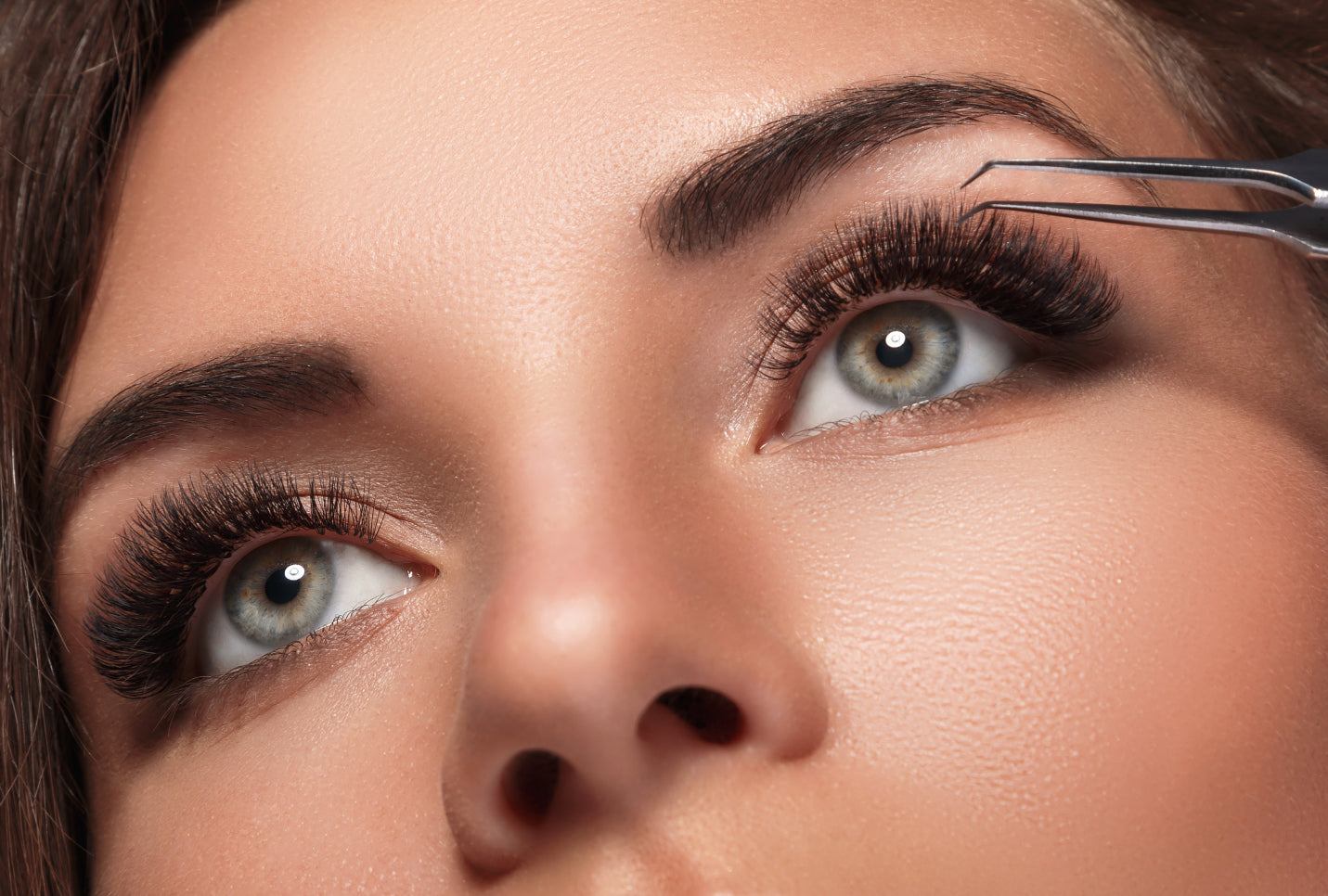 White Eyelash Extensions: The Surprising Yet Subtle Makeup Trend You'l –  Lashify