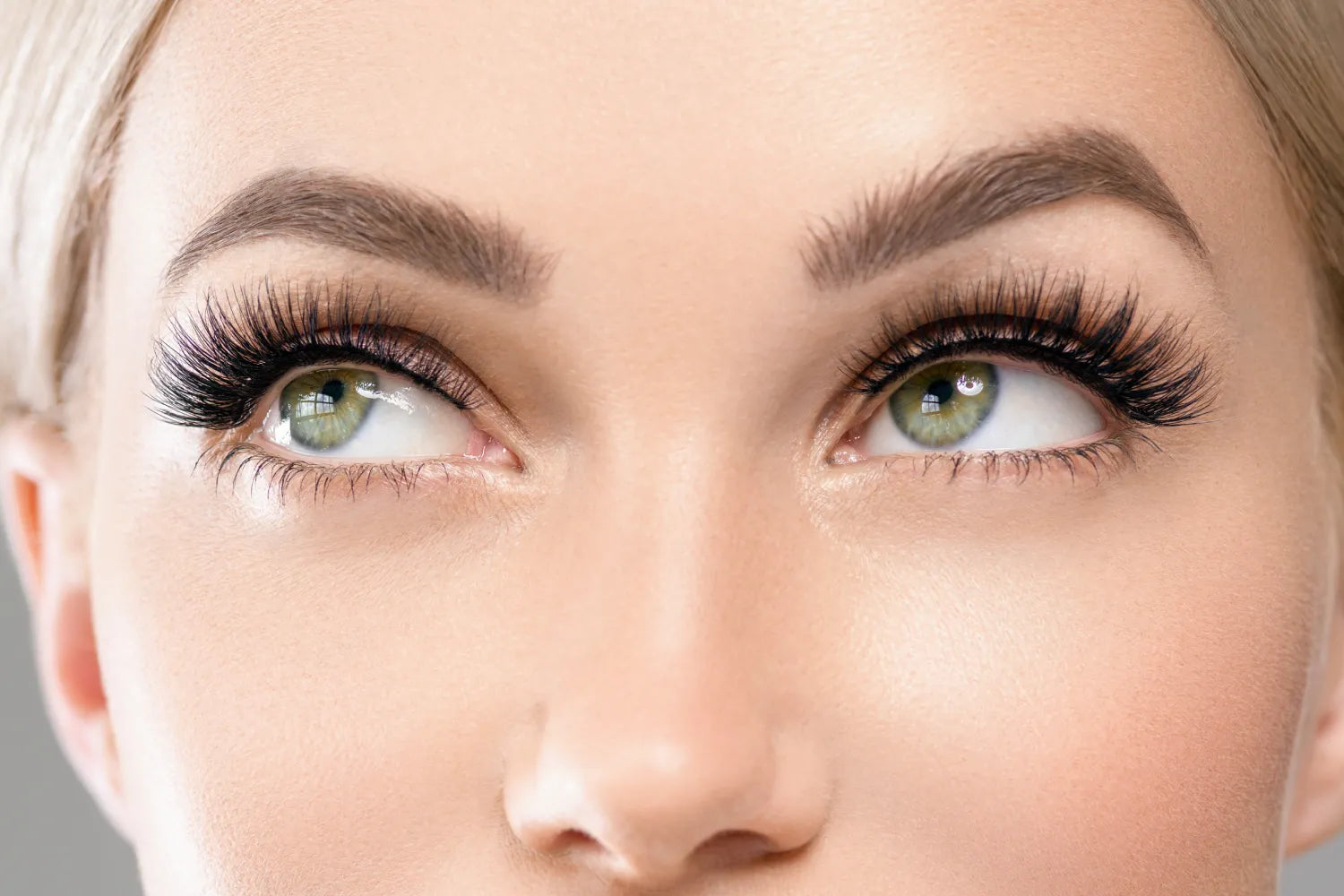 ✨The new revolution in Lash Extensions is here!✨ The LUMISENSES SYSTEM has  been developed by scientists and engineers using the latest technology.  This, By Lumisenses